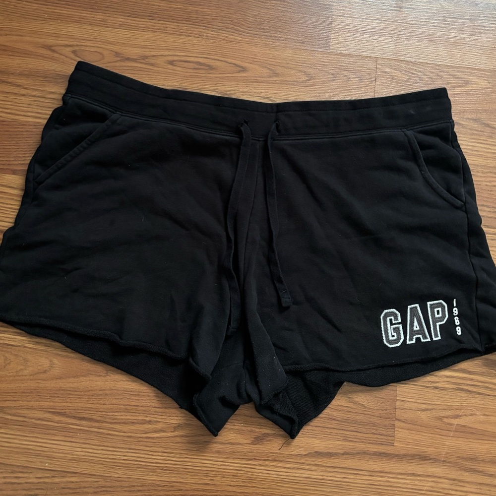 GAP Black Women's Casual Drawstring Shorts